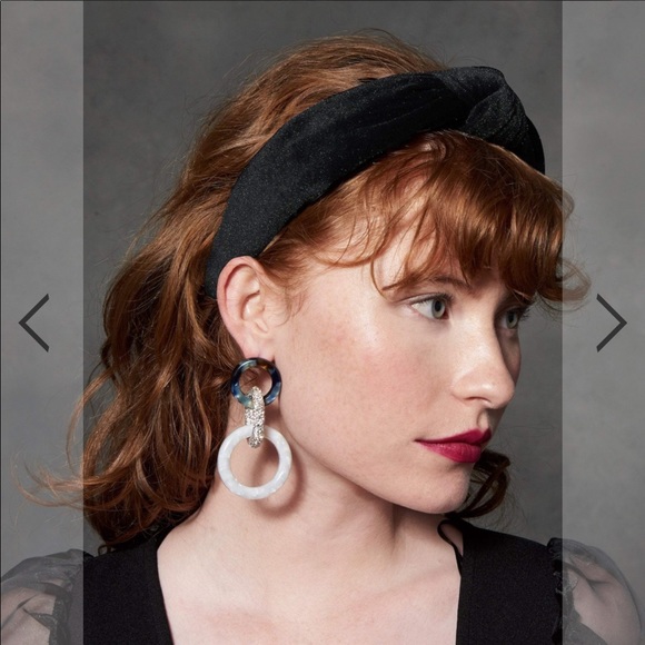 Lele Sadoughi Jet Velvet Knotted Headband - Picture 2 of 7